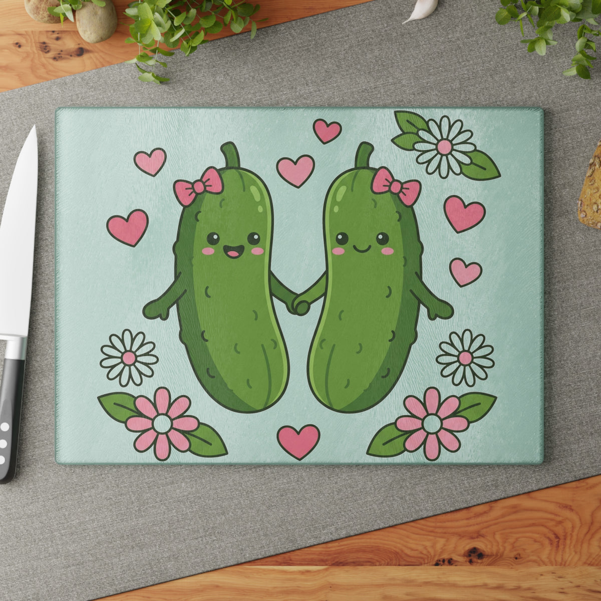 Cute Pickle Couple Glass Cutting Board – Kawaii Pickles with Hearts & Flowers